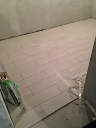 How to lay tiles in the hallway photo