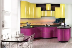 Colored kitchens in the interior are real