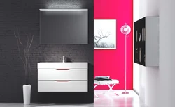 Lavabo fotoşəkili ilə banyoda asma şkaflar