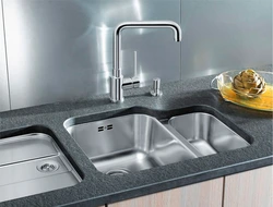 Mətbəx fotoşəkili üçün yeraltı lavabo