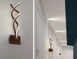 Чароғе девор дар долон акс