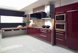 Дизайн кухни с бытовой техникой