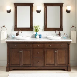 Photo of 2 sinks in the bathroom