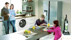 Жөндеуден өткен жиһаздар мен тұрмыстық техникасы бар пәтерлердің фотосуреттері