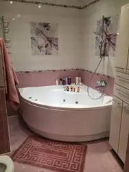 Кутняя ванная ў маленькай ваннай з туалетам фота