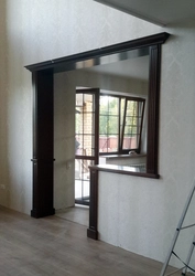 Design of a square arch in an apartment photo