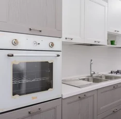 Kitchen Design With White Oven