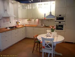 Kitchen budbin in the interior