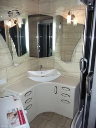Hammom dizaynidagi burchakli lavabo fotosurati