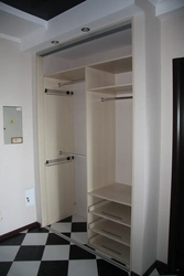 Compartment doors to the hallway filling photo