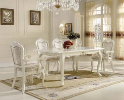 Yumşaq Oturacaq Və Arxa Klassik Şəkil Ilə Qonaq Otağı Stulları
