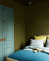 Khaki bedroom design