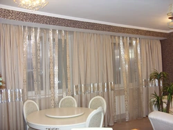 Beautiful tulle in the living room in the style of modern classics photo