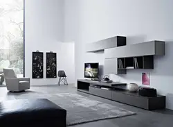 Minimalist üslubda fotoşəkildə qonaq otağının divarları