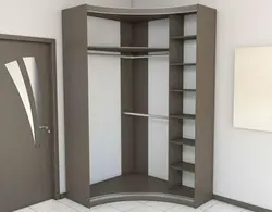 Koridor fotoşəkilində künc şkaflarının nümunələri