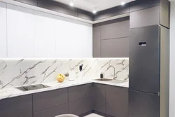 Кухня серый низ белый верх столешница фото