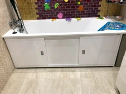 Do-It-Yourself Sliding Bath Screen Photo