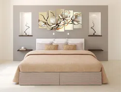What photos can be hung in the bedroom