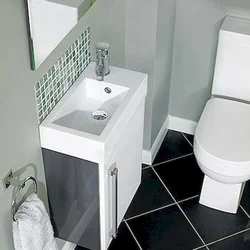 Бір дәретханасы бар ваннаның фотосы