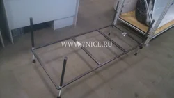 Metal frame for bathtub photo