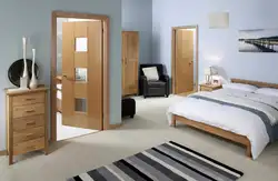 Yotoqxona eshigining fotosurati