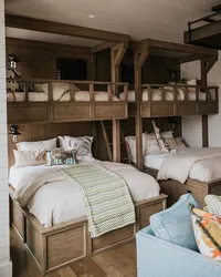 Bedroom design with 2 beds