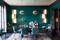 Combination of emerald color with other colors in the kitchen interior
