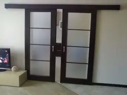 Акс дари ҳуҷраи дохилӣ дар квартира