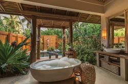 Bath design with palm trees