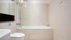 Düz plitələr dizaynında vanna otağı