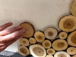 Oshxonaning ichki qismidagi yog'ochni kesish