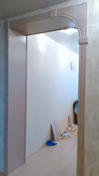 Eshik fotosurati o'rniga oshxonada ochilish