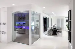 Дизайн гостиной со стеклом