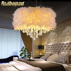 What chandelier to choose for the bedroom photo
