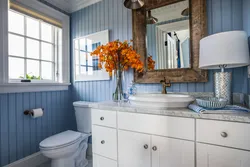 Clapboard bathtub interior