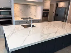 Marble countertop for the kitchen photo in the kitchen interior