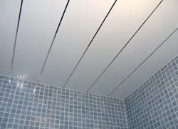 Ceiling made of pvc panels in the bathroom photo