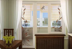 Balkon Qapı Foto Mənzil Ilə Zalda Pəncərə