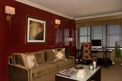 Кадом рангҳо бо burgundy дар дохили ҳуҷраи зиндагӣ мувофиқат мекунанд