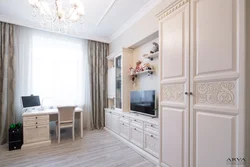 Ас үйдегі пісірілген сүт интерьердегі фотосуретте