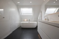 Dark floor bath design