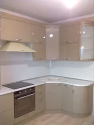 6 шаршы метрлік ас үйге арналған бұрыштық ас үй бөліктерінің фотосы