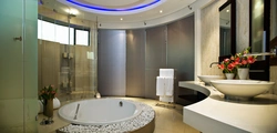 Round bath in the interior