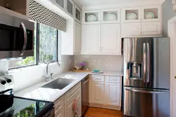 Kitchen photo small refrigerator