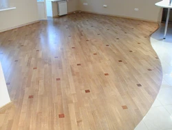 Which floors are better in an apartment photo