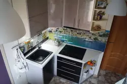Кухня в корабле фото с холодильником 6 метров дизайн