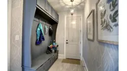 Design of a narrow corridor wallpaper in the apartment