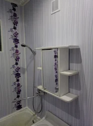 PVC panellərdən istifadə edərək banyonun DIY təmiri fotoşəkili