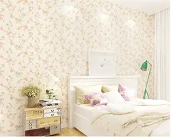 Floral wallpaper for bedroom photo small