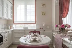 Кухни в сталинке фото дизайн
